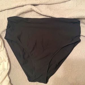 Black bikini bottoms
